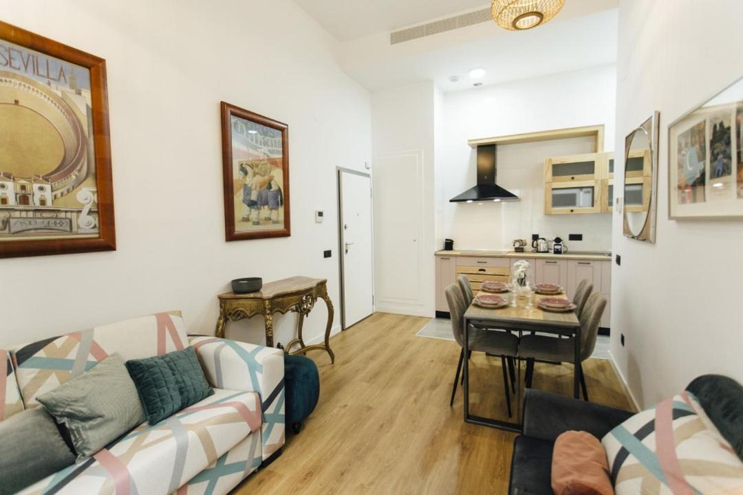 Apartmán Modern With Seasonal Swimming Pool- 1Bd 1Bth- Goyeneta Sevilla Exteriér fotografie