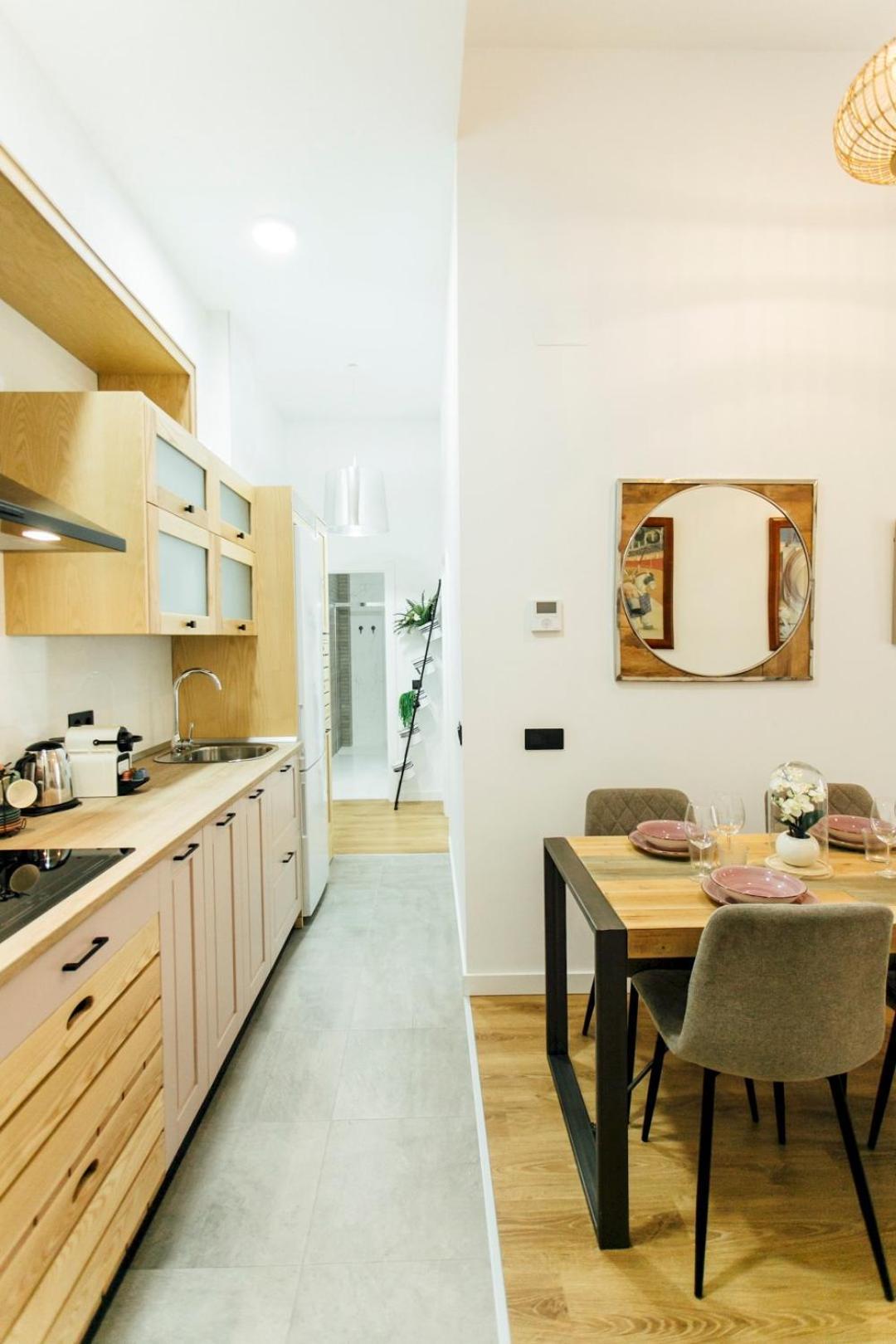 Apartmán Modern With Seasonal Swimming Pool- 1Bd 1Bth- Goyeneta Sevilla Exteriér fotografie