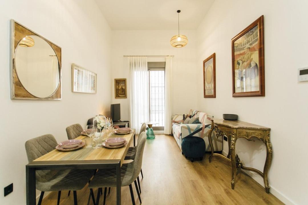 Apartmán Modern With Seasonal Swimming Pool- 1Bd 1Bth- Goyeneta Sevilla Exteriér fotografie