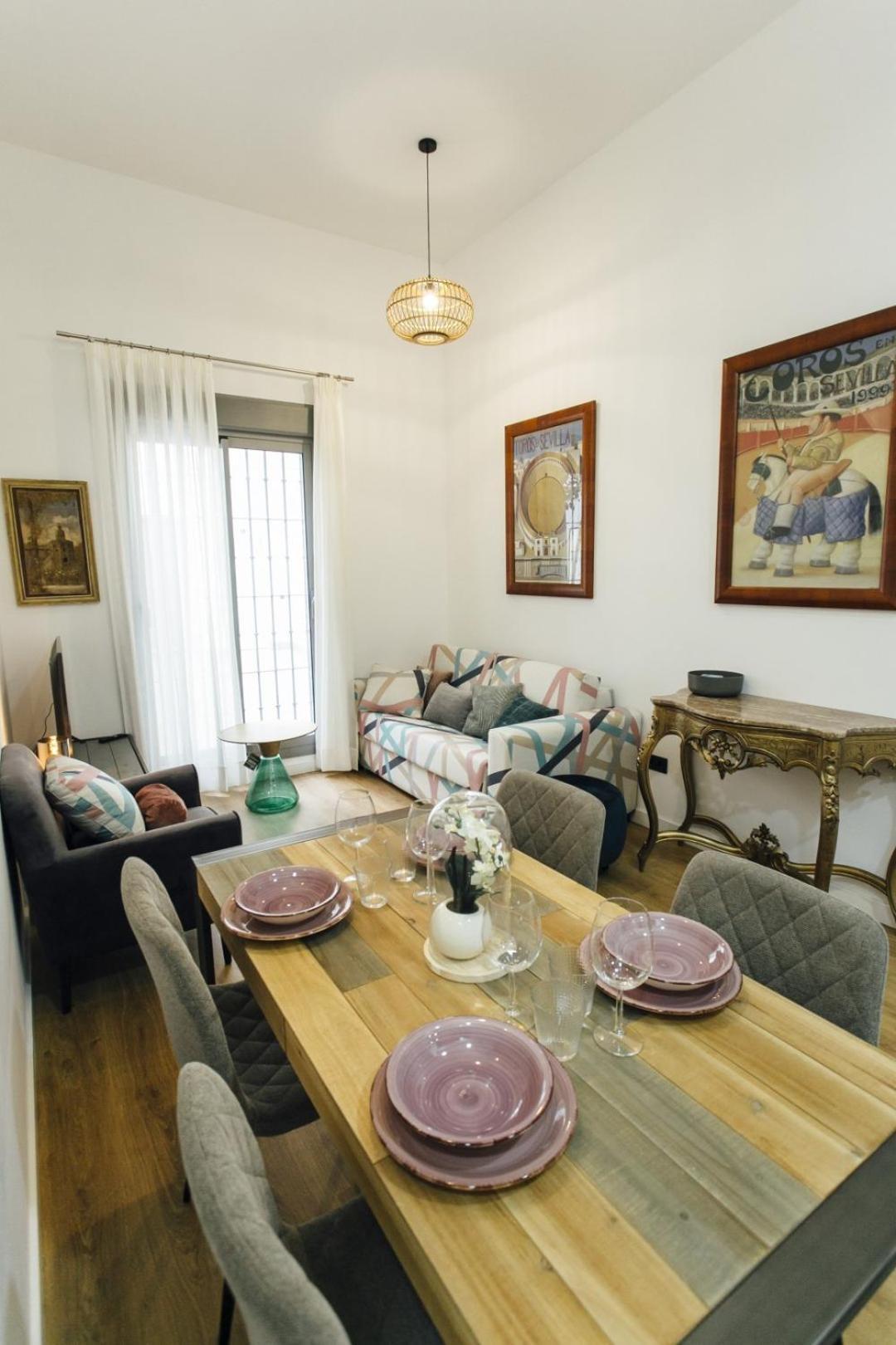Apartmán Modern With Seasonal Swimming Pool- 1Bd 1Bth- Goyeneta Sevilla Exteriér fotografie